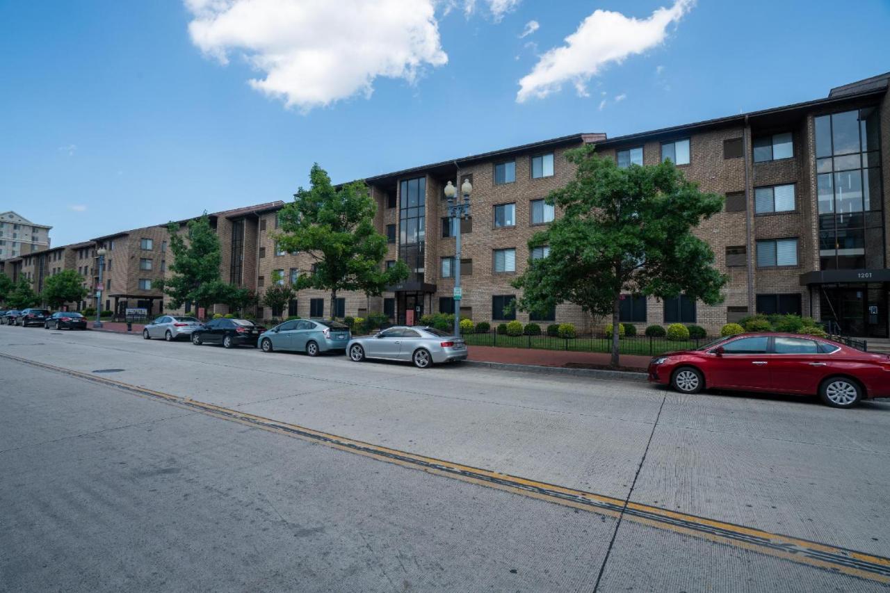 Mt Vernon Square Station Apartments Washington Exterior foto